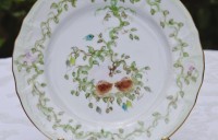chubby bird and vines plate